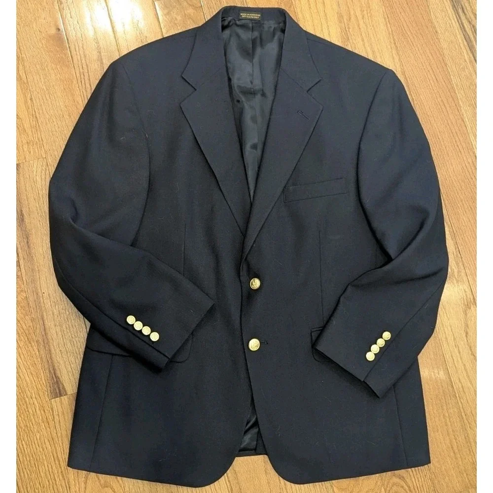 Robert Graham friendly #preppy