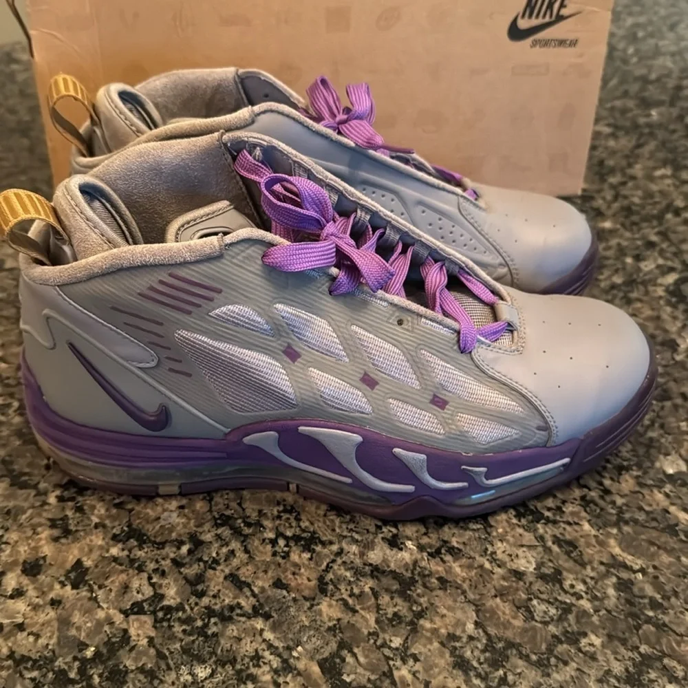 Nike vibrant wear sneakers