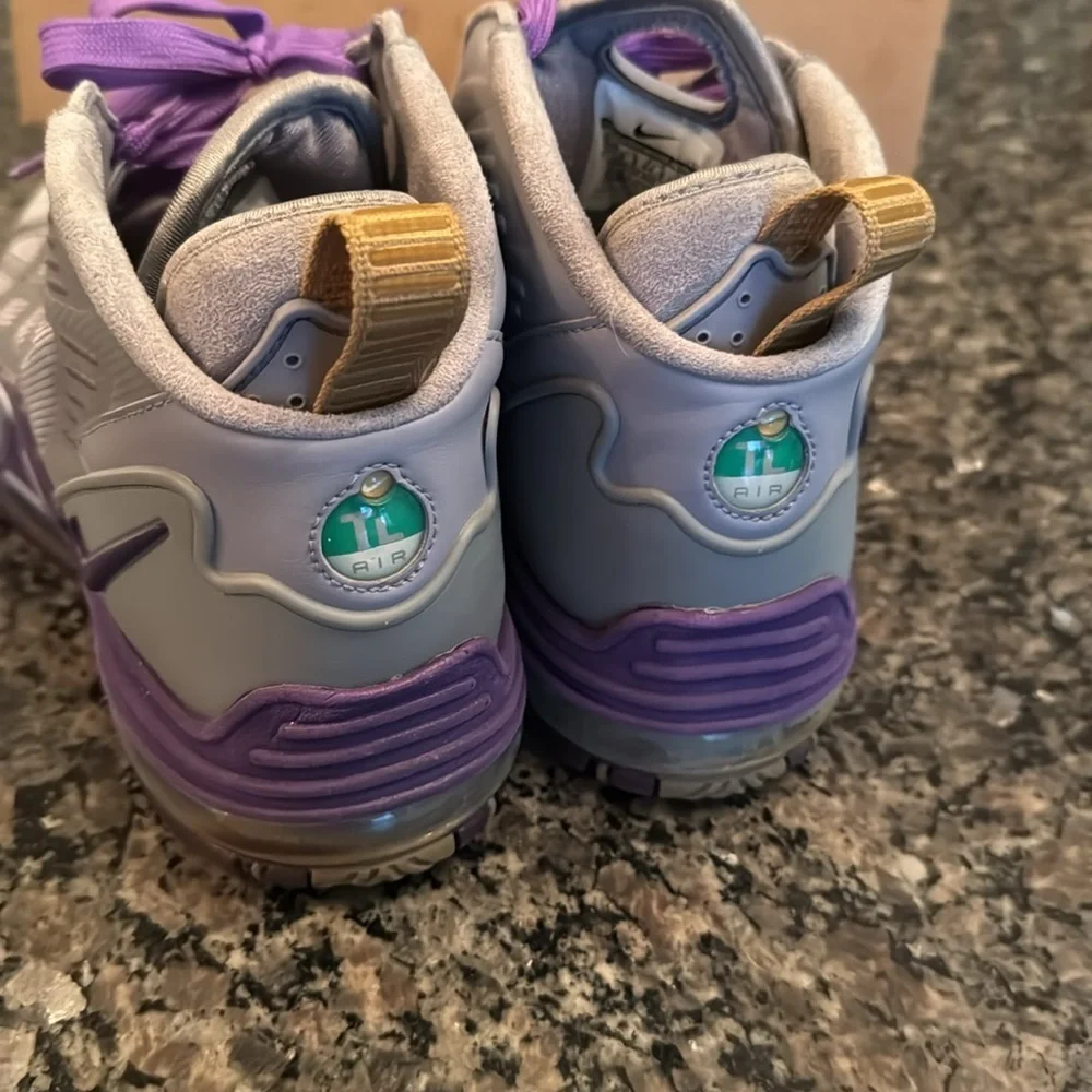 Nike play active these