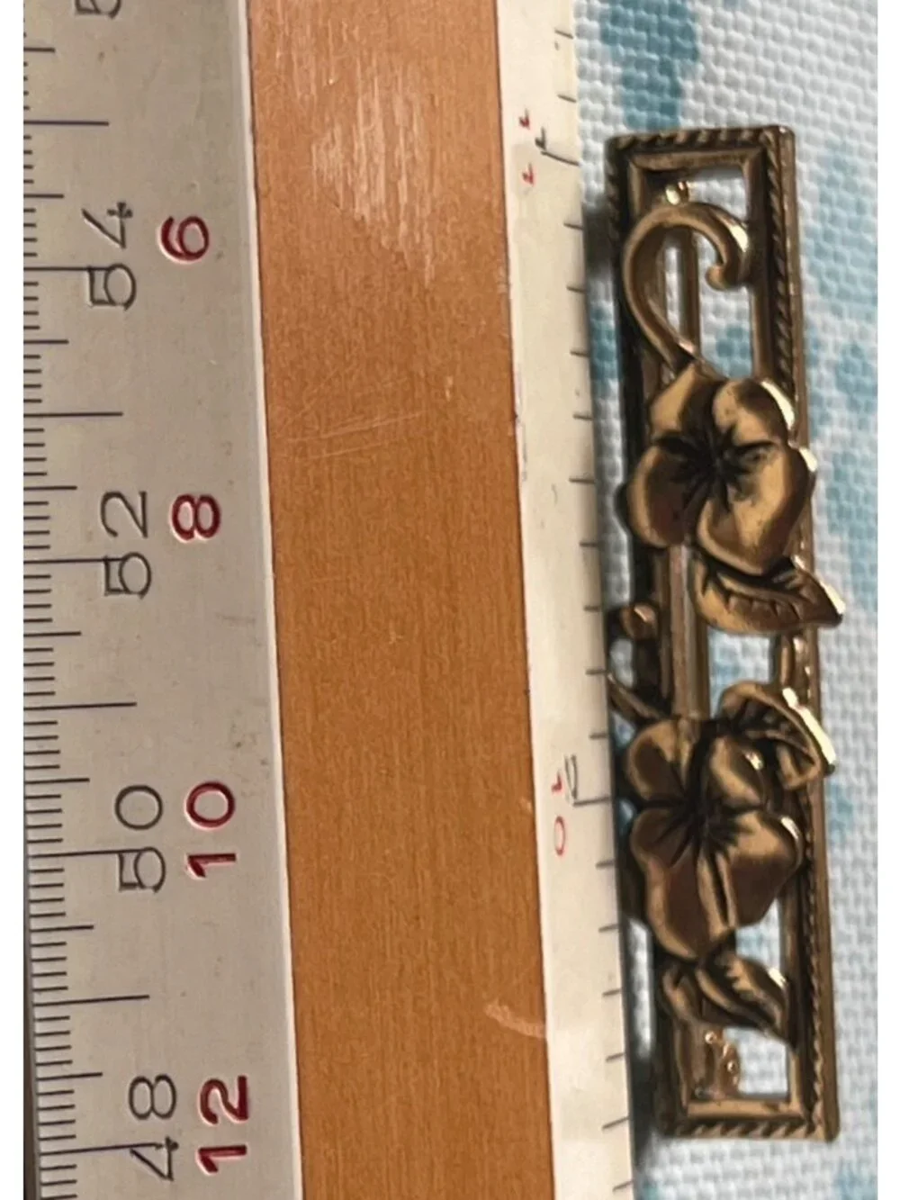 Avon this brooch