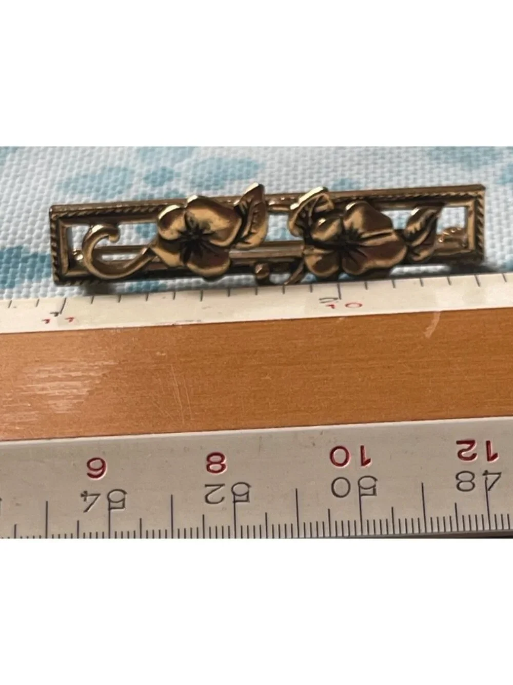 Avon this brooch