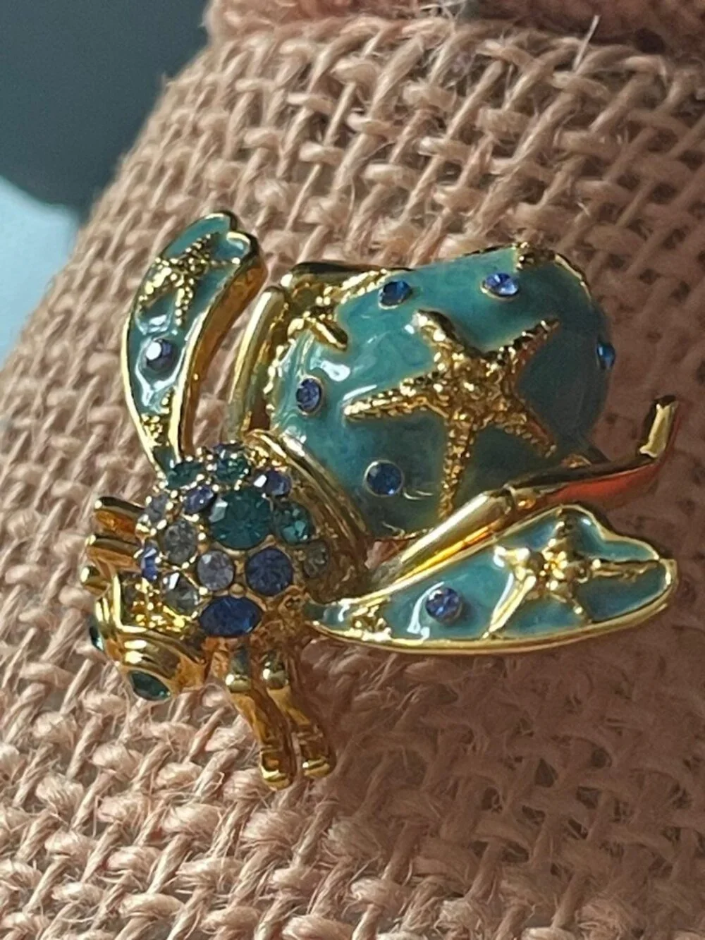 Joan Rivers Seaside Ocean Starfish Bumblebee Brooch Blue Enamel Gold-Tone Vtg