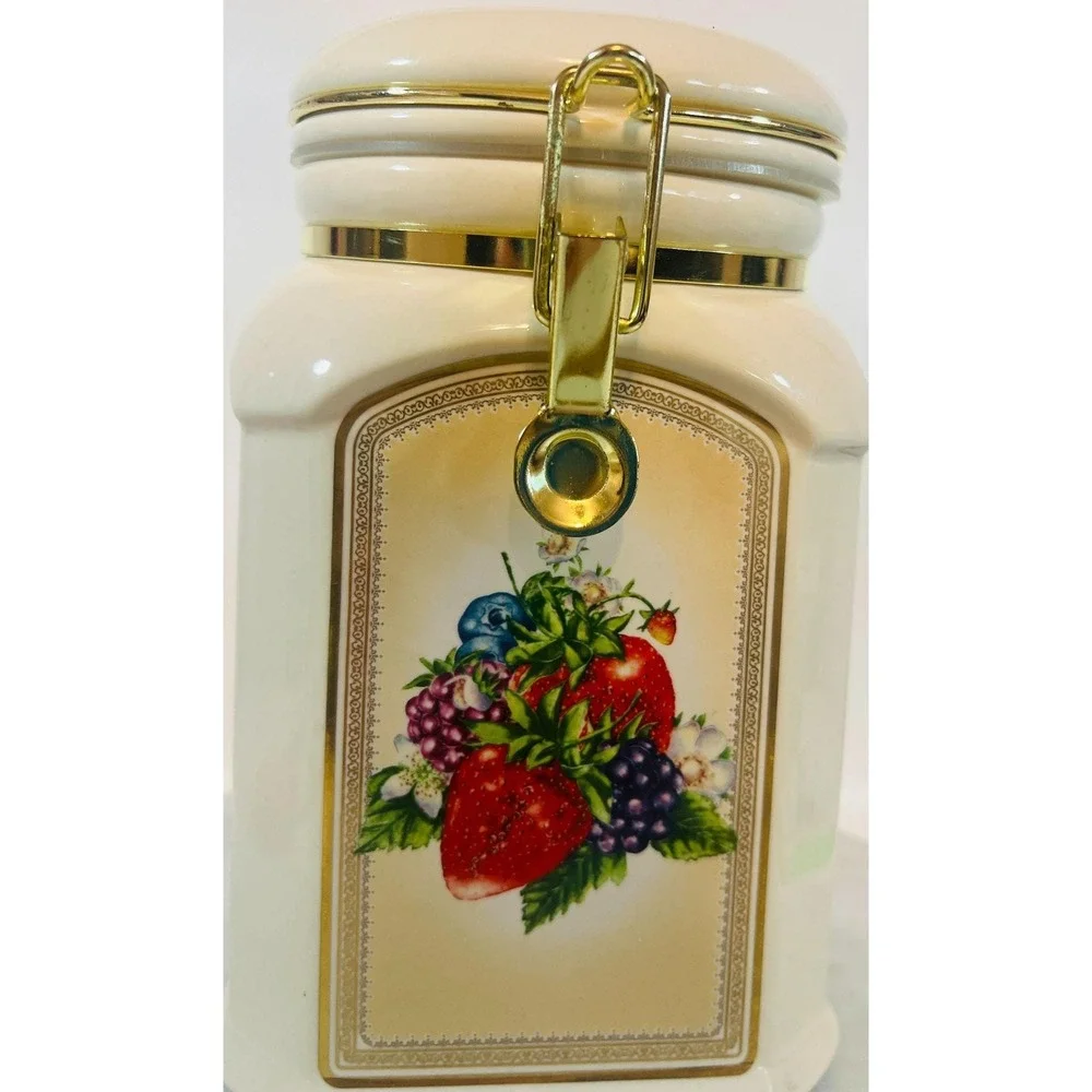 Vtg Lg Knotts Berry Farm Ceramic Canister‎ Cookie Jar Fruit Design Gold Accents