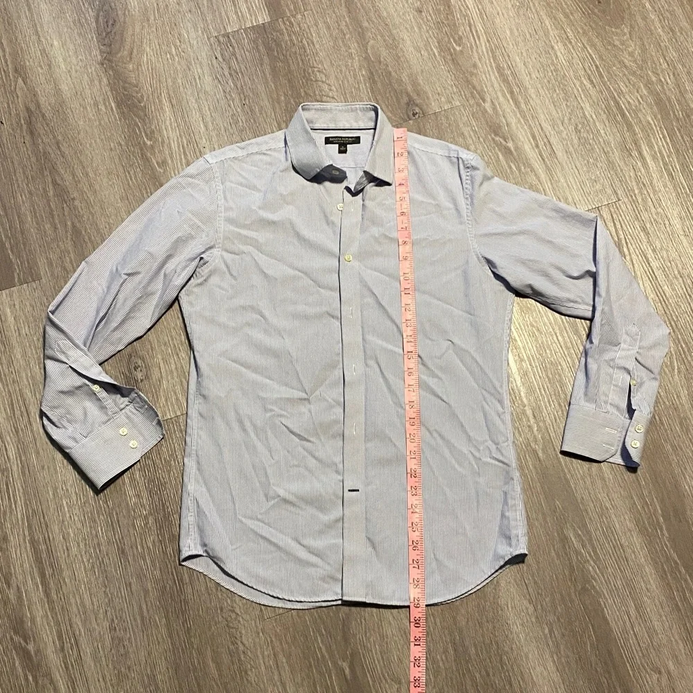 Banana Republic sophisticated sky