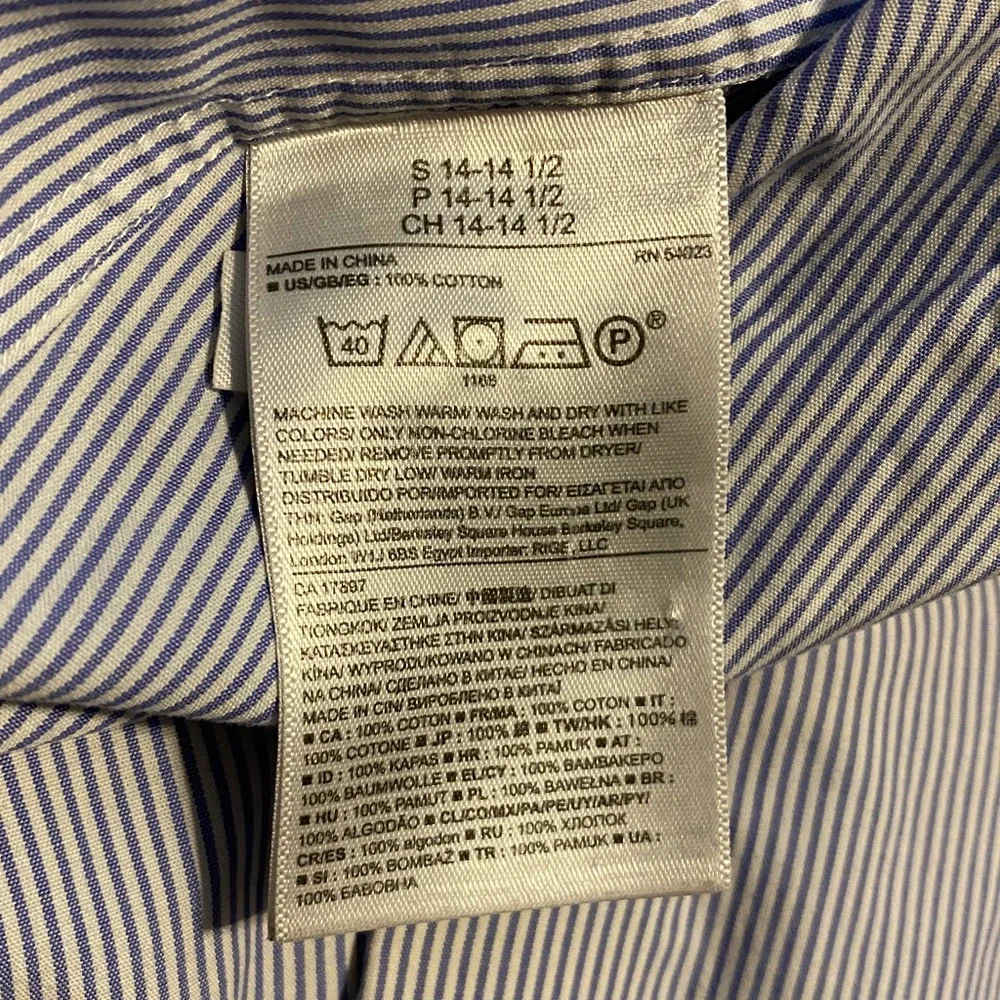 Banana Republic sophisticated sky