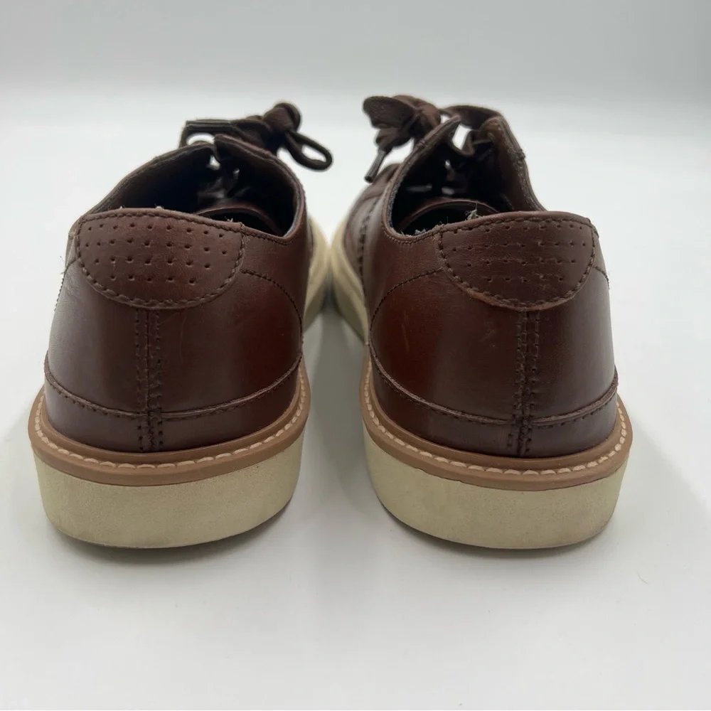 Lucky Brand perforated business