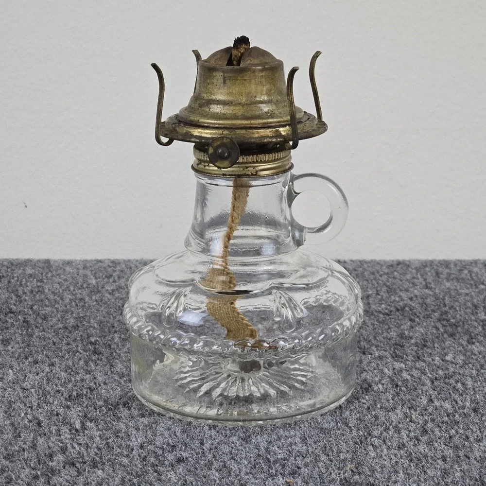 Vintage Eagle Mini Oil Lamp Clear Pressed Glass‎ Kerosene Lamp Made in USA 6