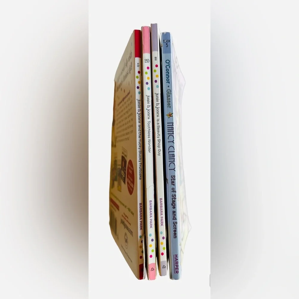 JUNIE B. JONES & FANCY‎ NANCY Children’s Book Bundle! Ages 6-10 Reading Level.