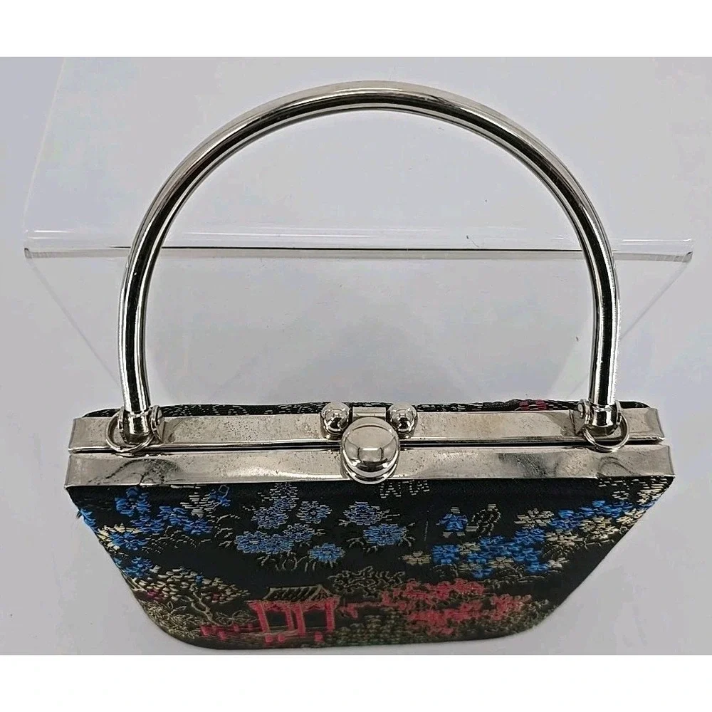 VINTAGE Purse Snap Lock Closure Needlepoint Tapestry Asia Print W/ Metal Details