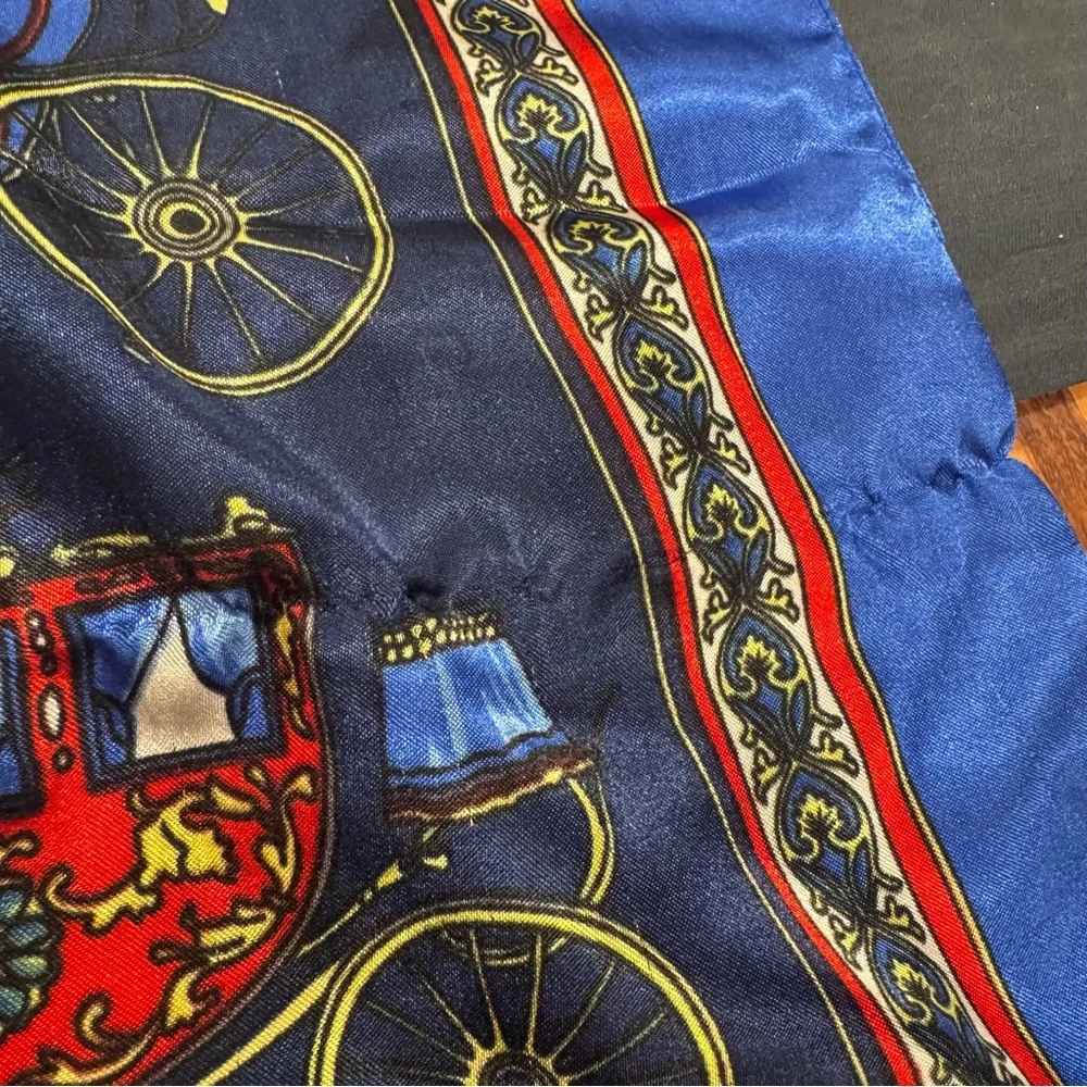 Horse and Carriage Print square Scarf