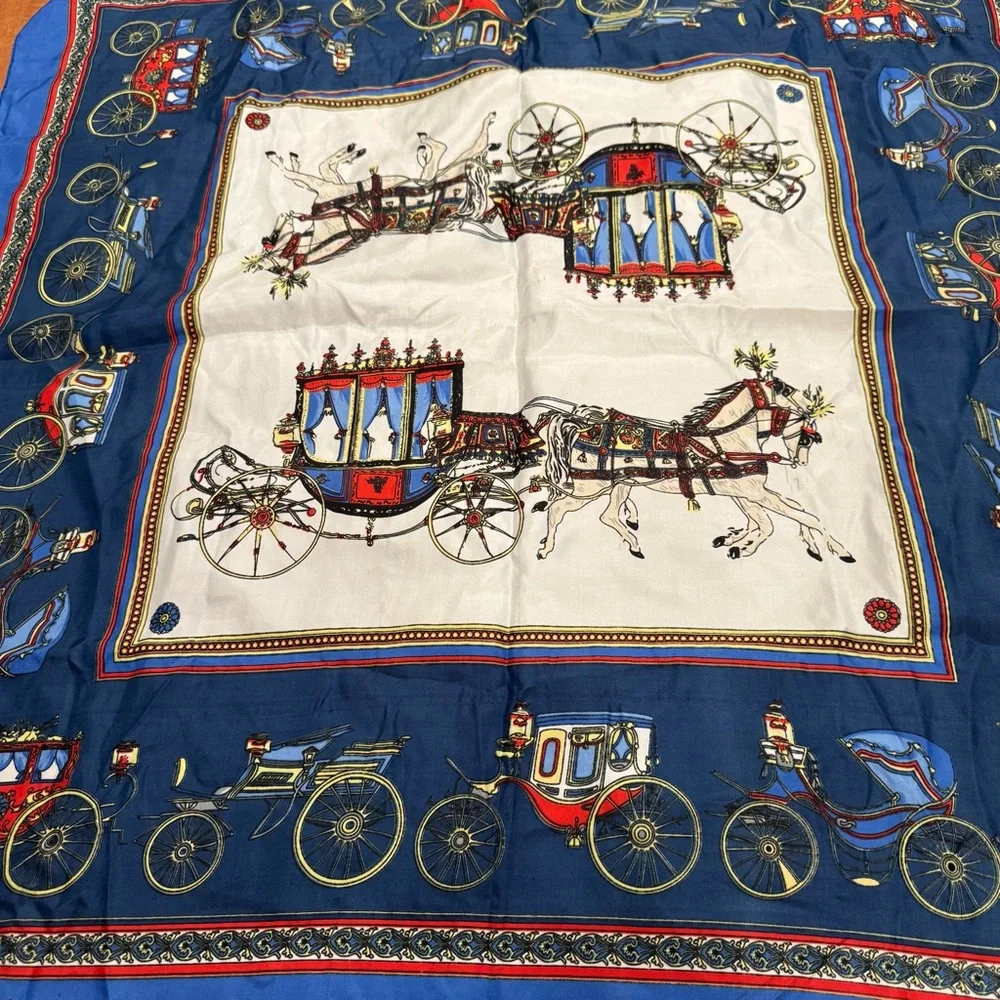 Horse and Carriage Print square Scarf
