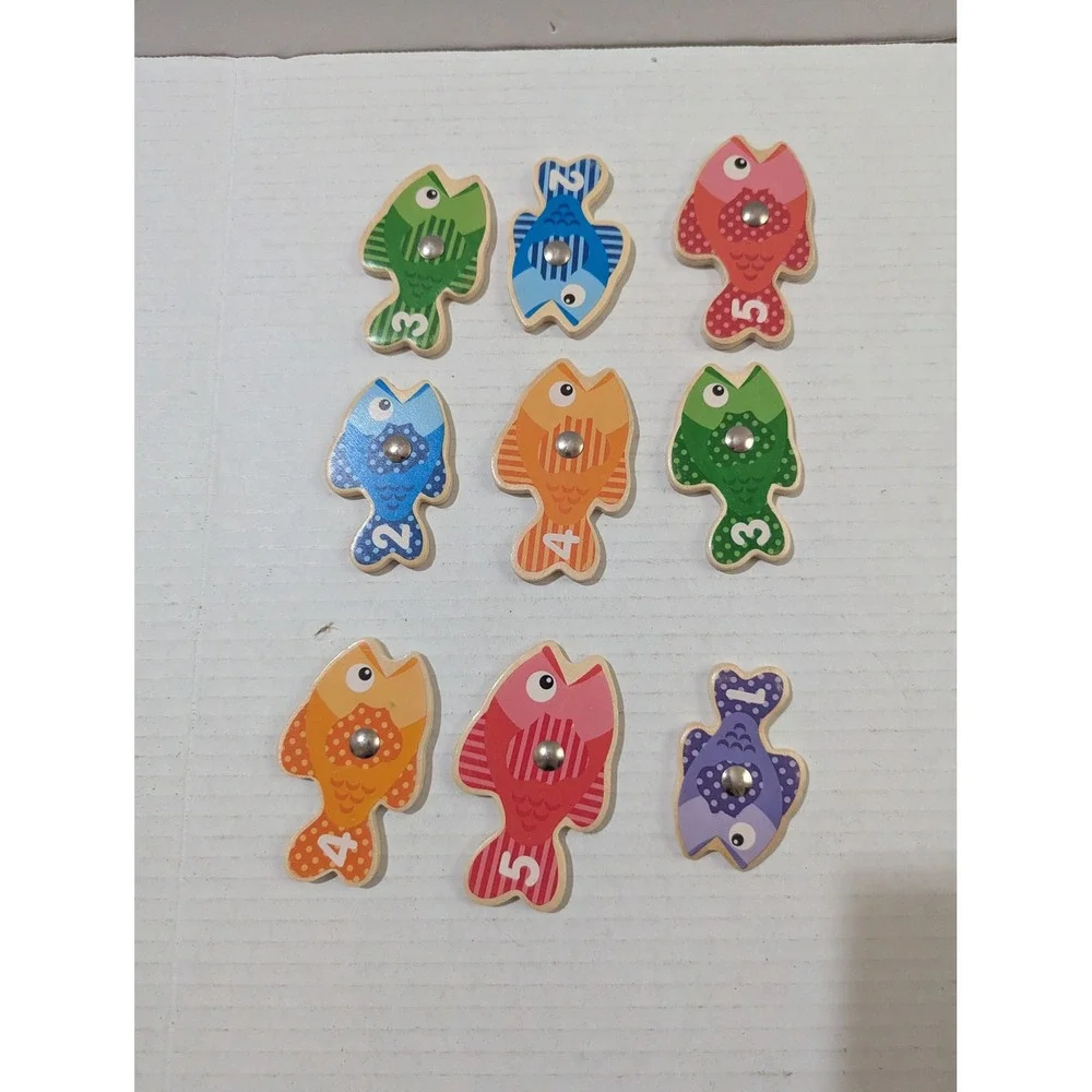 Melissa and Doug Magnetic Wooden Fishing Game Replacement Pieces 10 Fish Spinner
