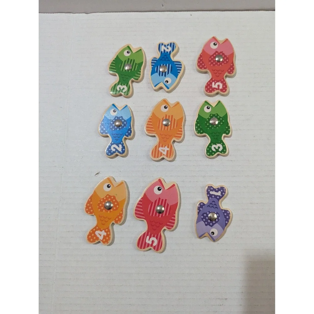 Melissa and Doug Magnetic Wooden Fishing Game Replacement Pieces 10 Fish Spinner