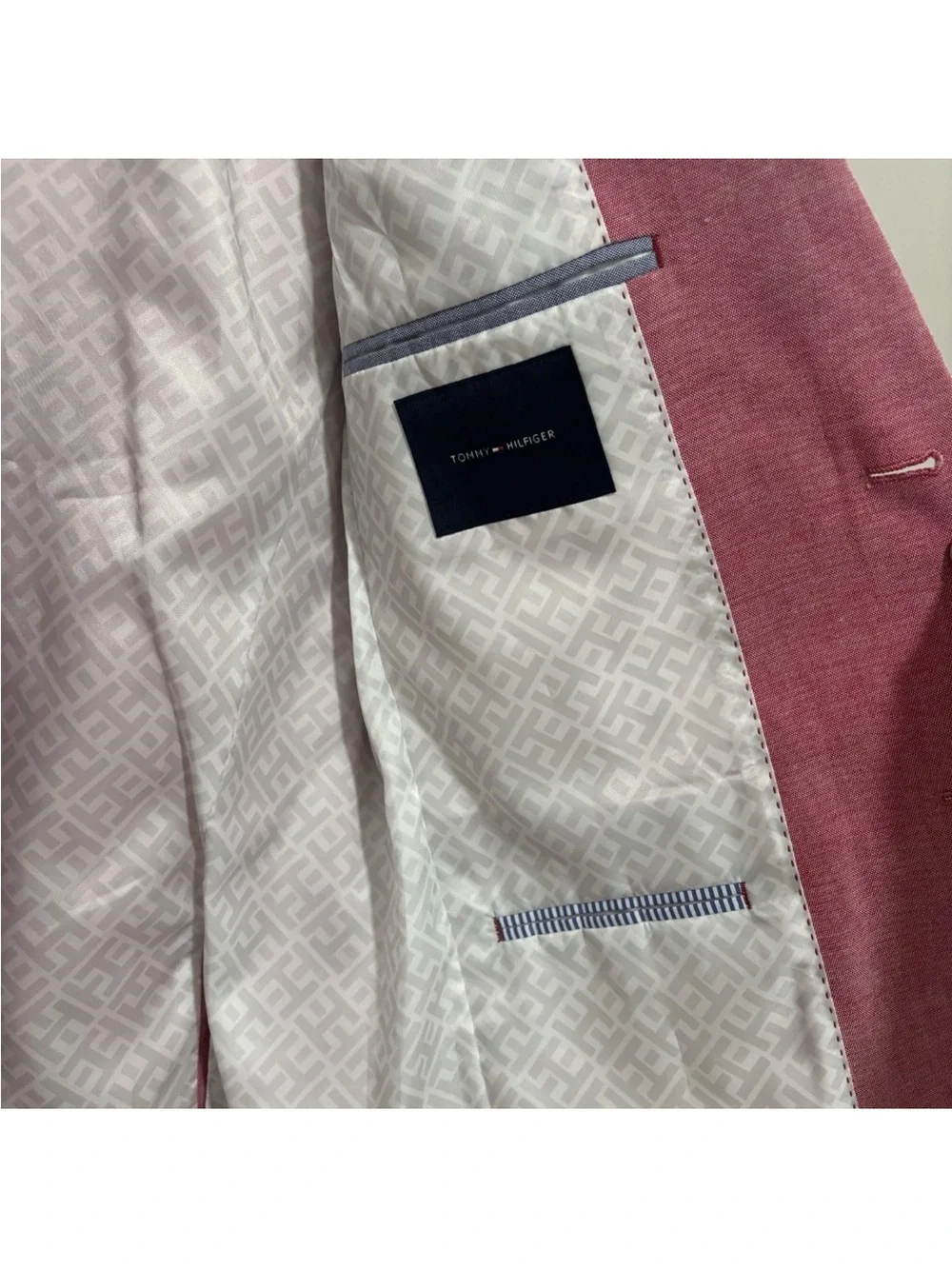 Tommy Hilfiger stylish single