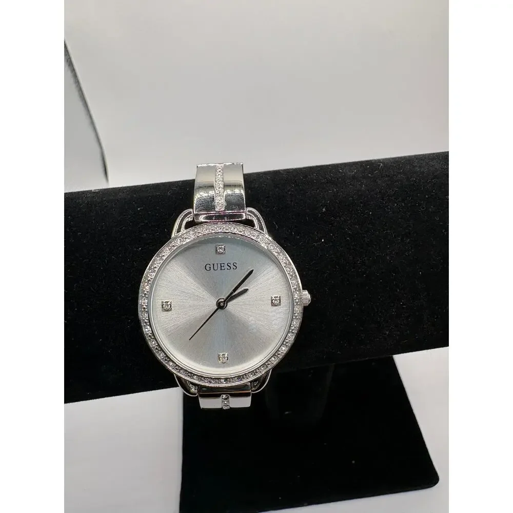 Guess Women Watch Silver-Tone Round Stainless Steel Link Bracelet NWT