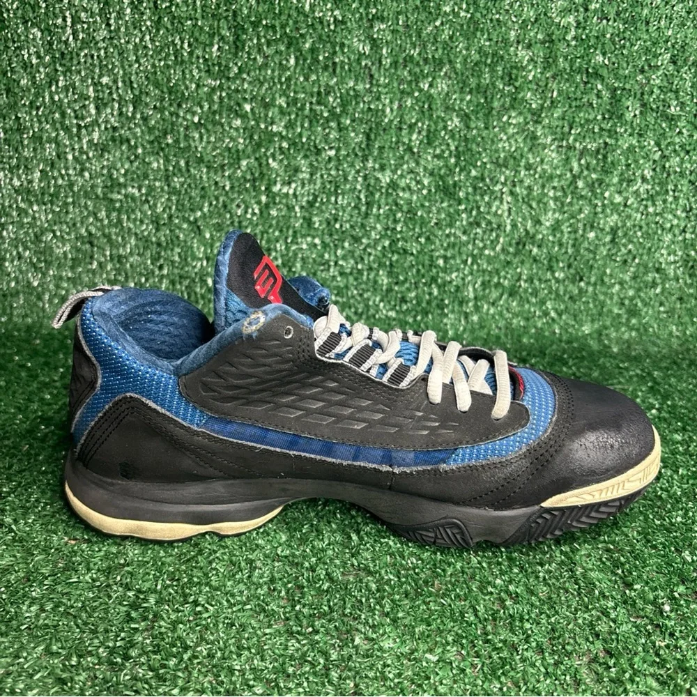 NIKE CP3.VI  6AE Black True Red 580581-007 Size‎ 7 Youth Supernova Shoes