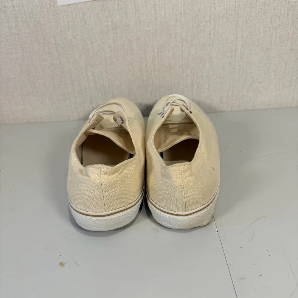 N/A shoes offer comfort