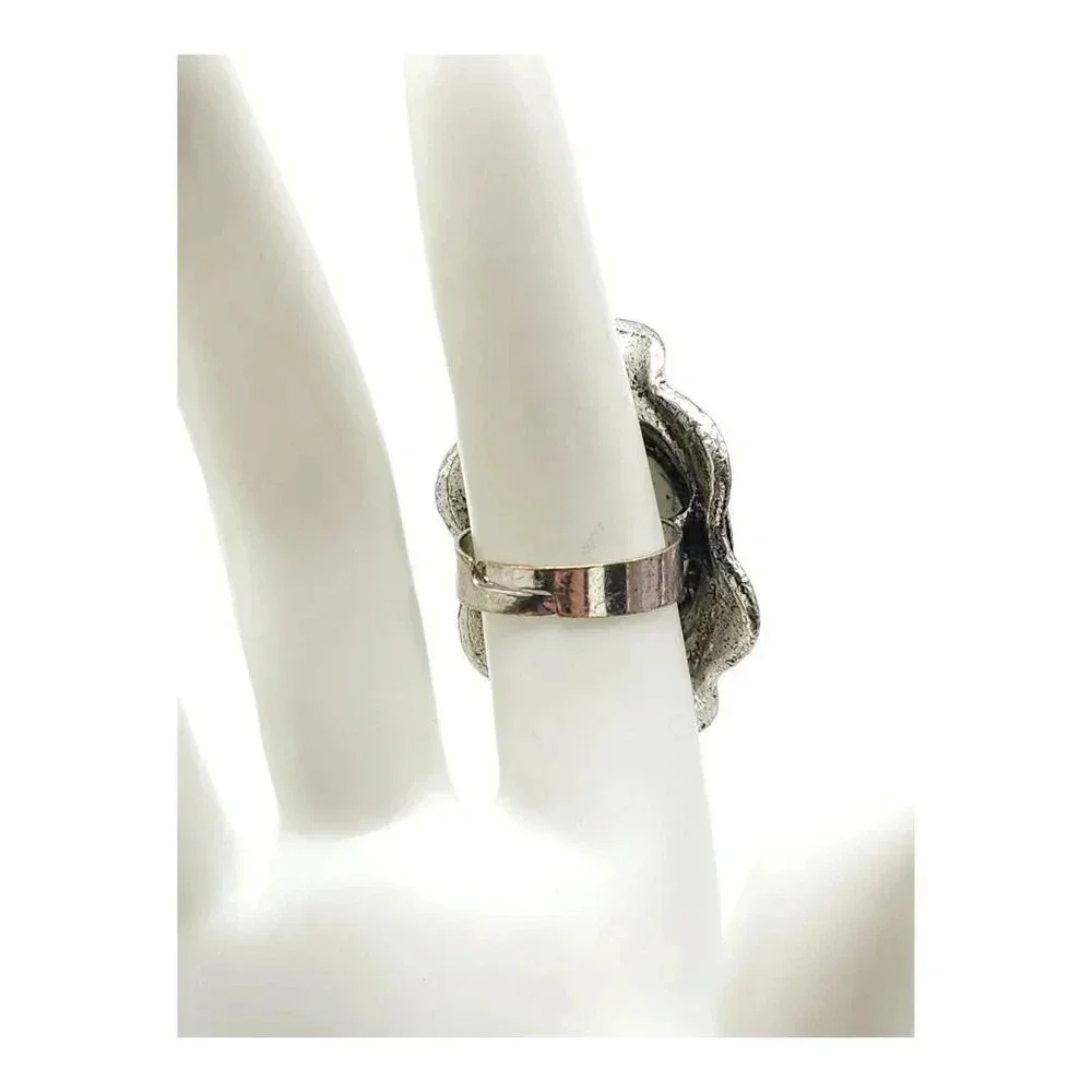 Silver Plated White Buffalo Howlite Gemstone Dome Ring Silver Tone Size 7 VTG