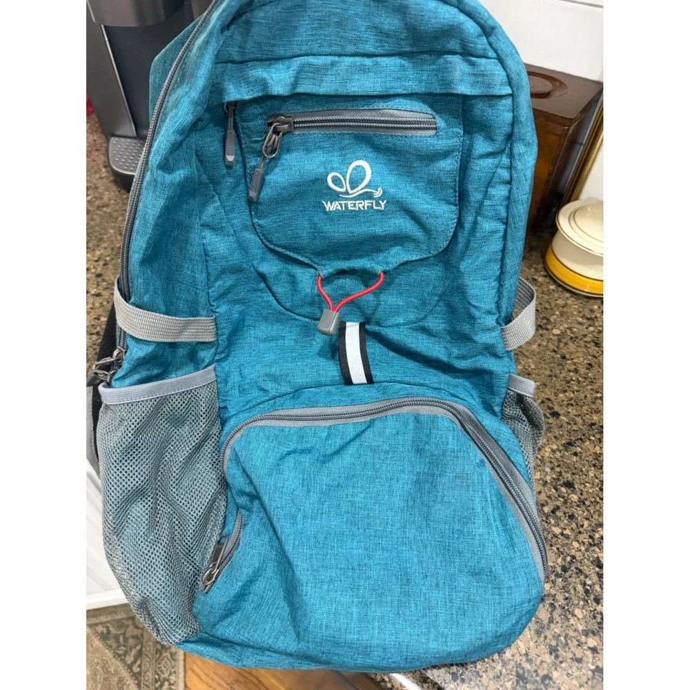 Waterfly Teal Blue Foldable Lightweight‎ Hiking Backpack Daypack Travel Bag