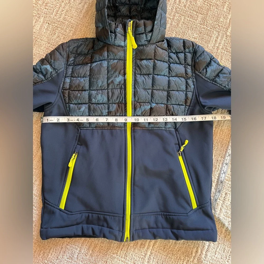 Snozu Boy's Fleece Lined Softshell Jacket Blue Camo Upper‎ Print Size M (10-12)