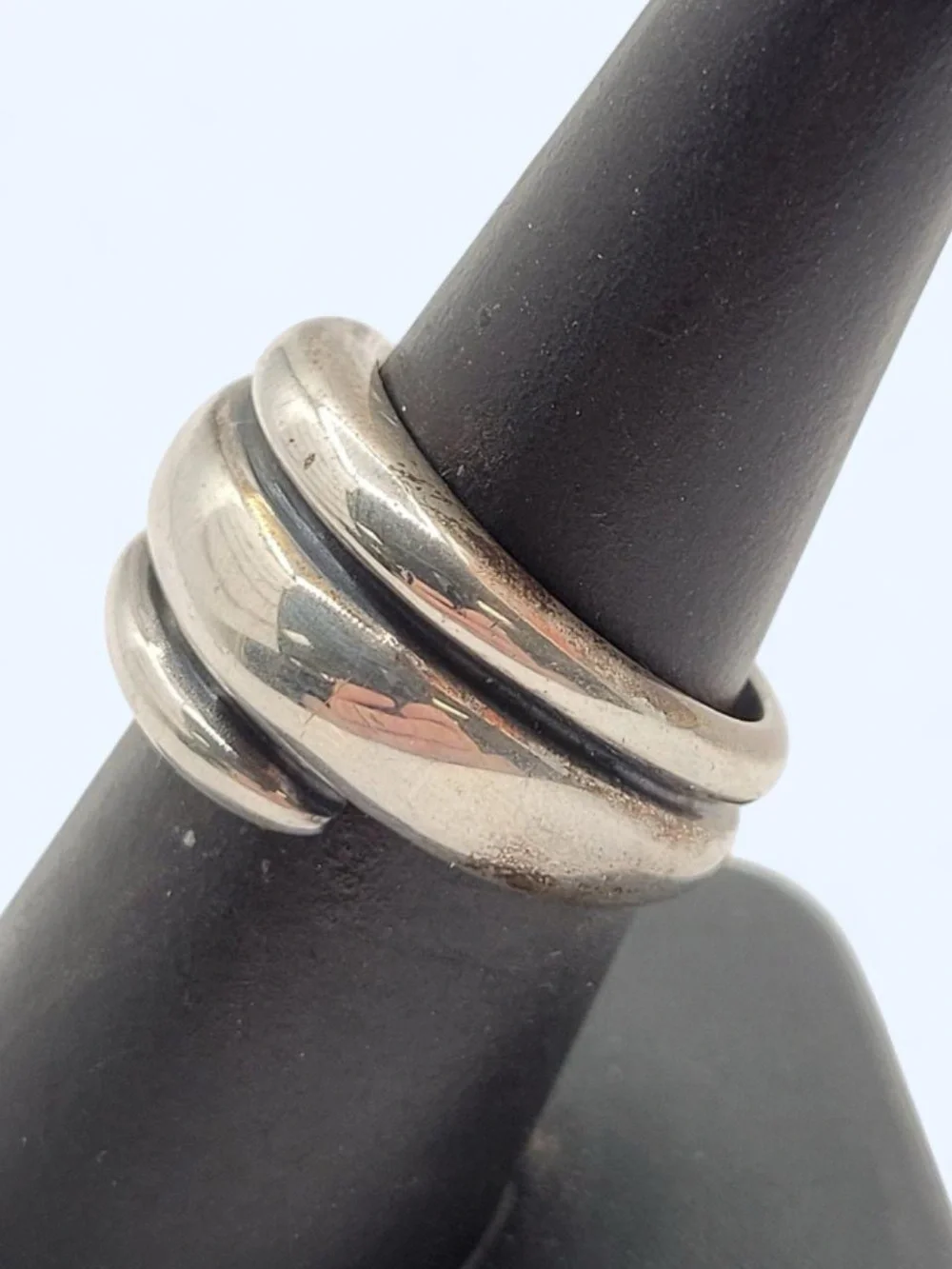 VINTAGE 925 Sterling Silver James Avery Chunky Silver Dome Band Ring size 6.5