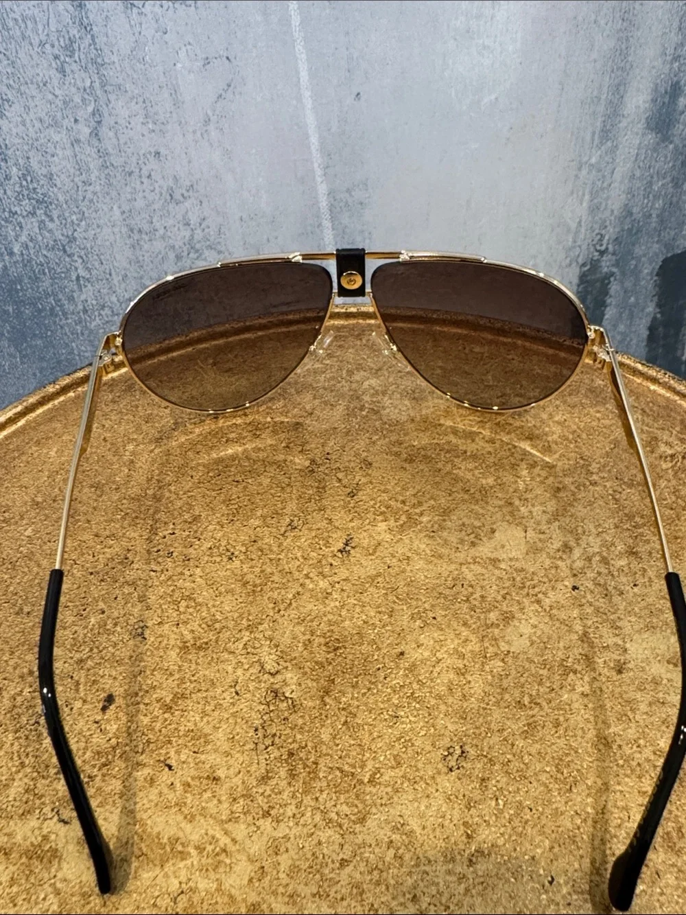 Carrera brown never