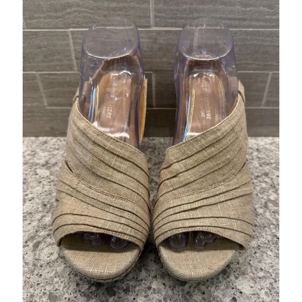 Naturalizer brand item