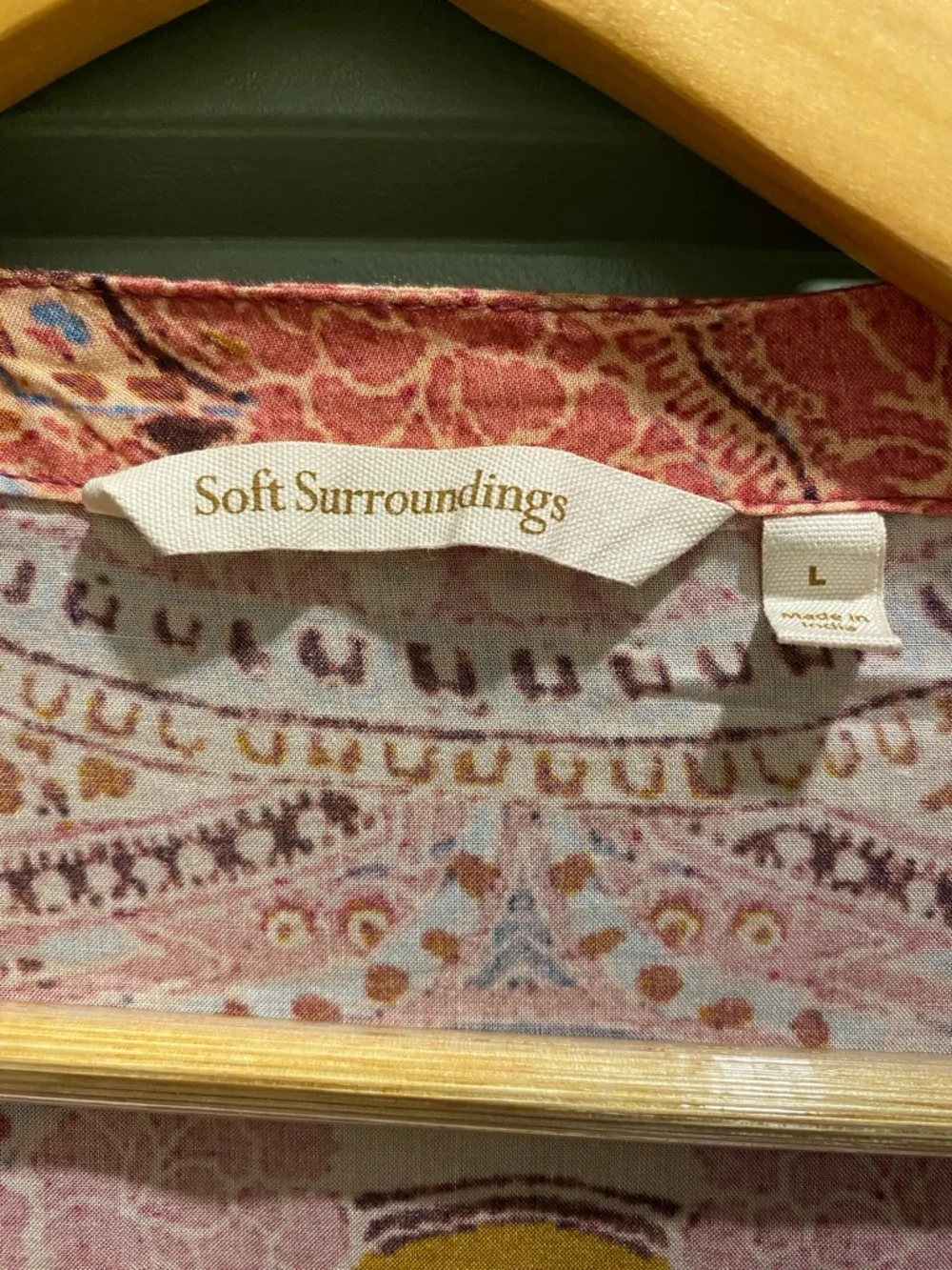Soft Surroundings motifs pink