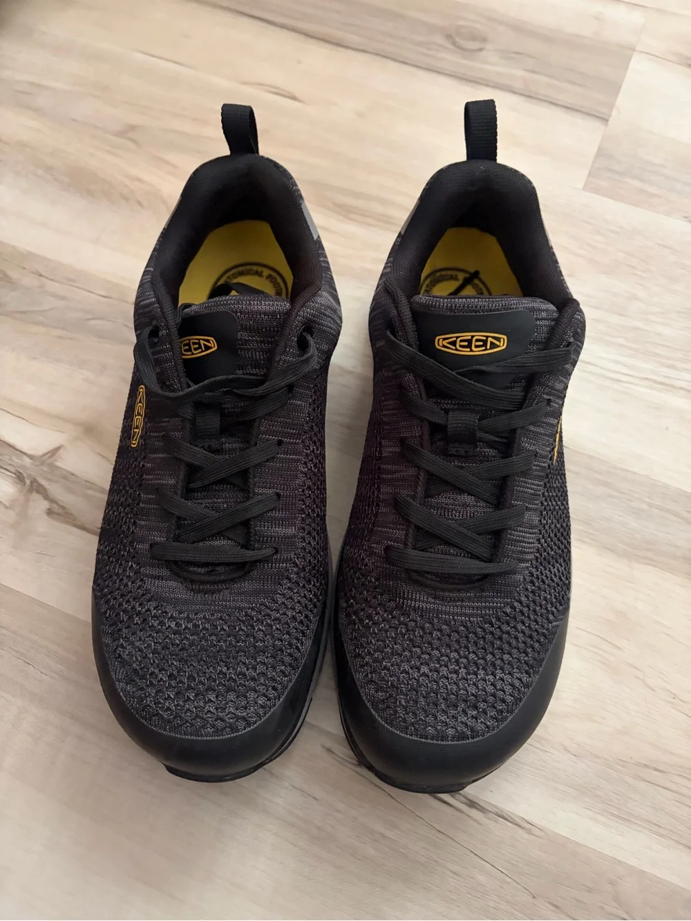 Keen Men’s Black and Yellow Knit Lace-Up Steel Toed Sneakers