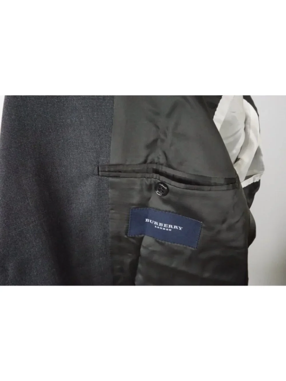 Burberry approximate measurements