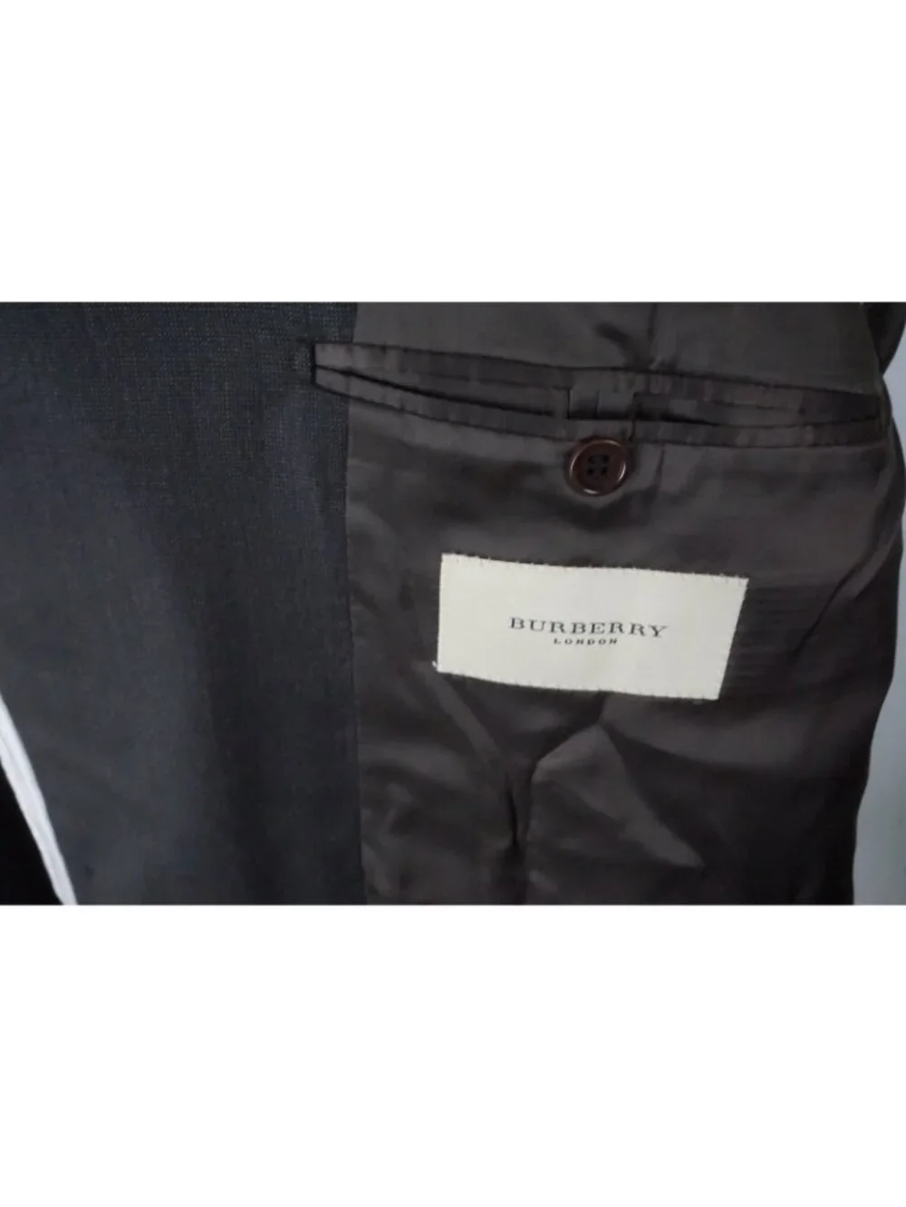 Burberry approximate measurements