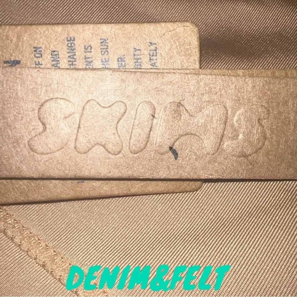 SKIMS 🚨🚨brand new