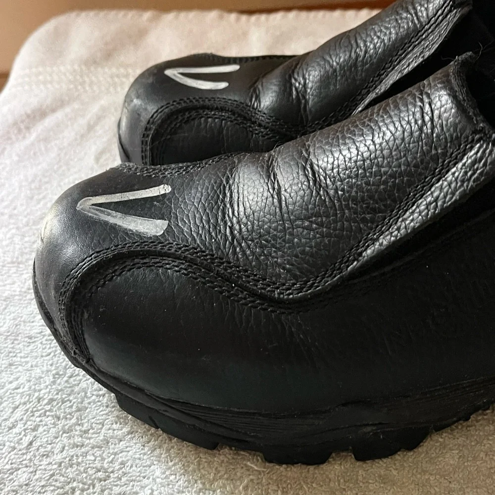 Nautilus Imperfection Black Leather Steel Toe Shoes Sz 10