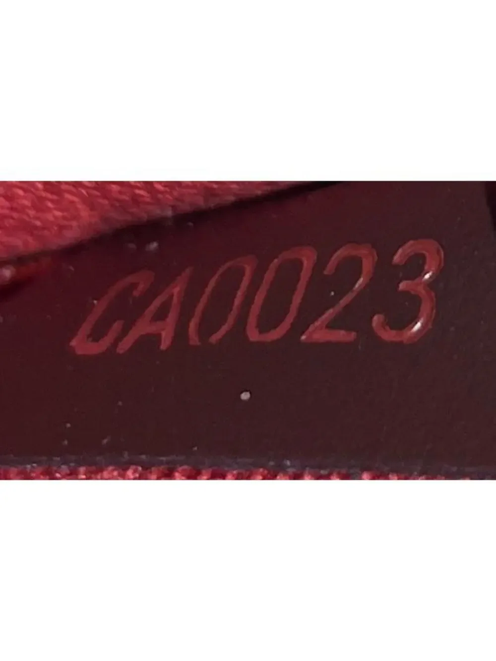 Louis Vuitton ensemble craftsmanship zip