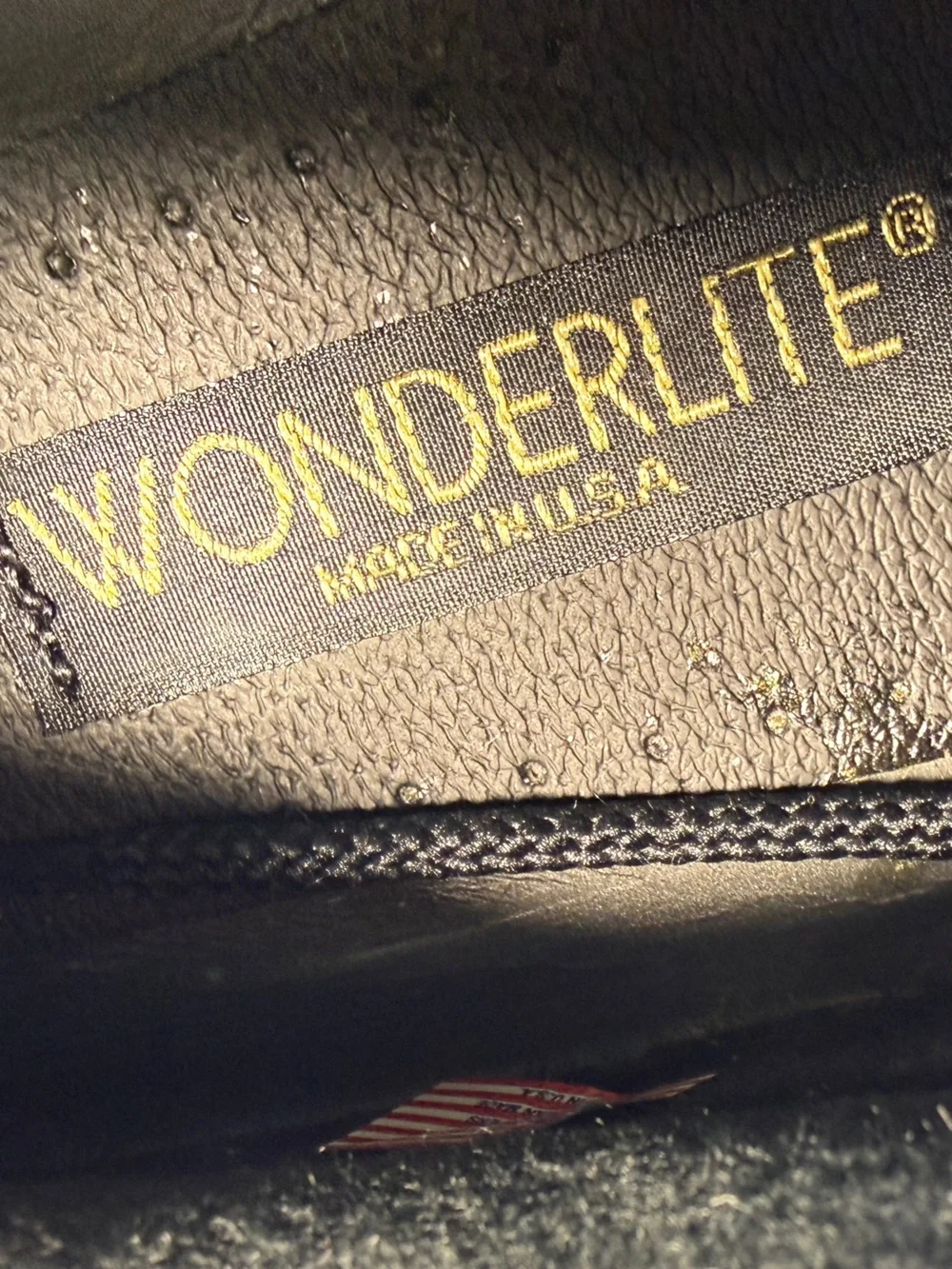 Wonderlite polished black