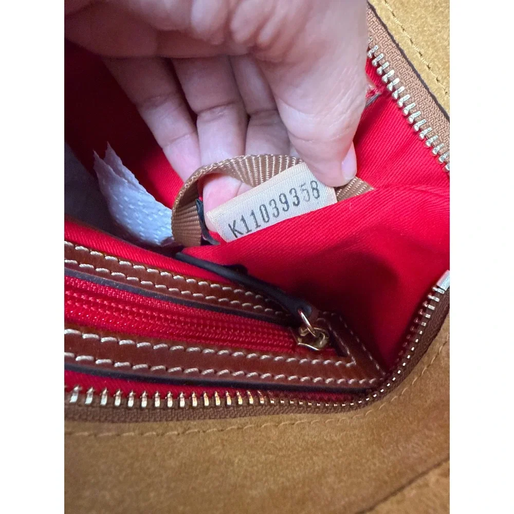 Dooney & Bourke pockets never carried