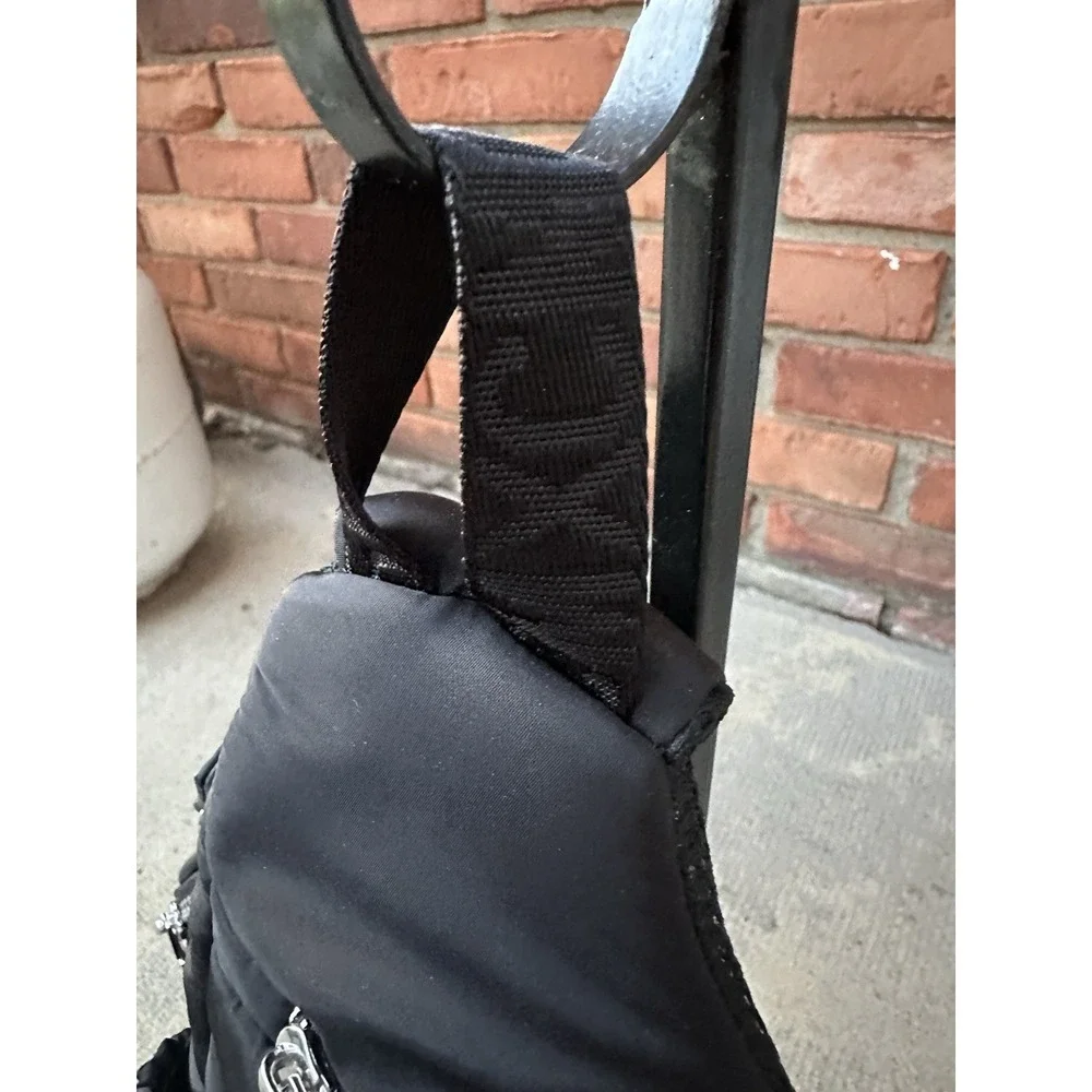 Steve Madden steve madden