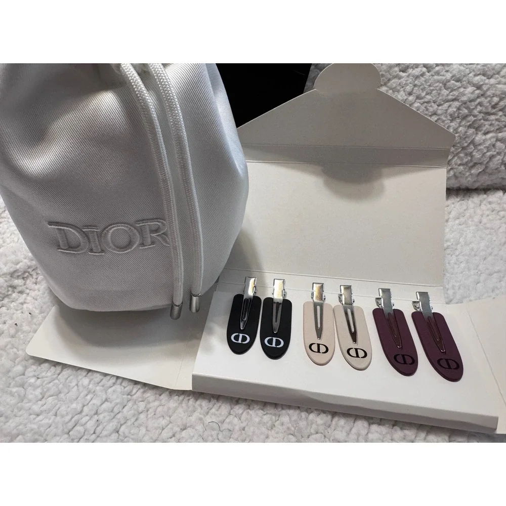 Dior Beauty VIP Gift Set White Drawstring Pouch and 6 CD Logo Hair Clips NWOT