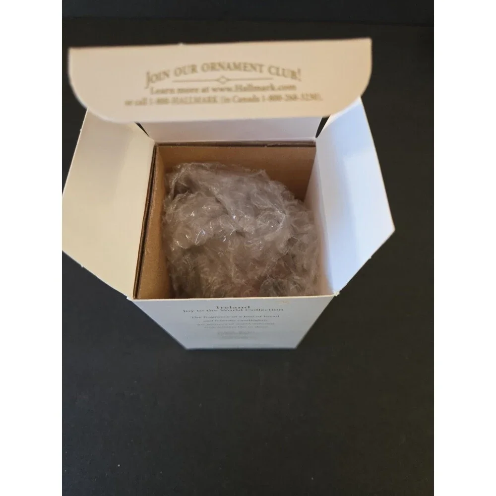 Hallmark Ireland Joy to the World Collection 2007 Keepsake Christmas Ornament