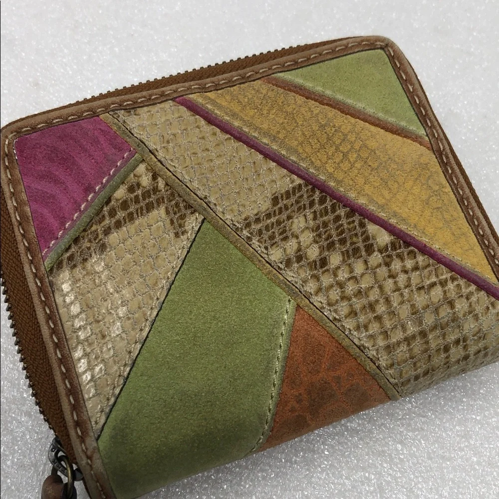Fossil green pink