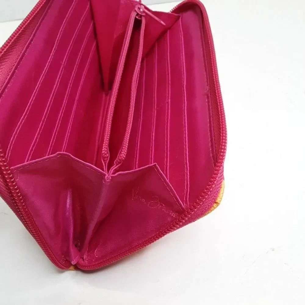 Vera Bradley zig used large