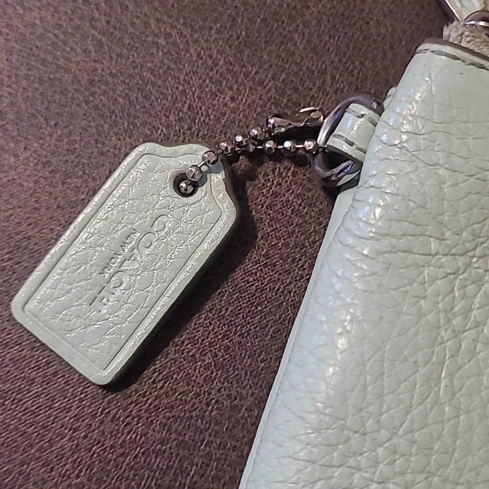 Coach ☆pre loved
