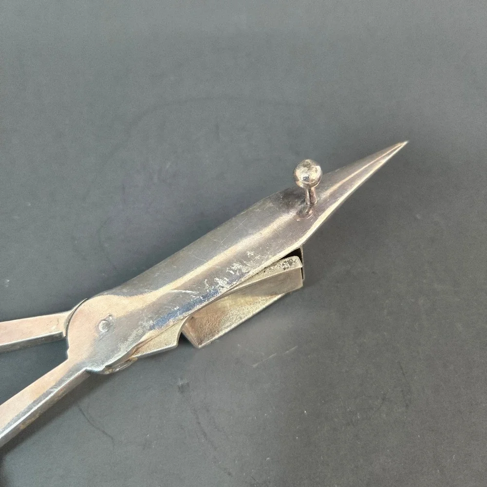 N/A antique silver