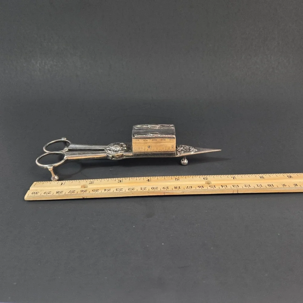 N/A antique silver
