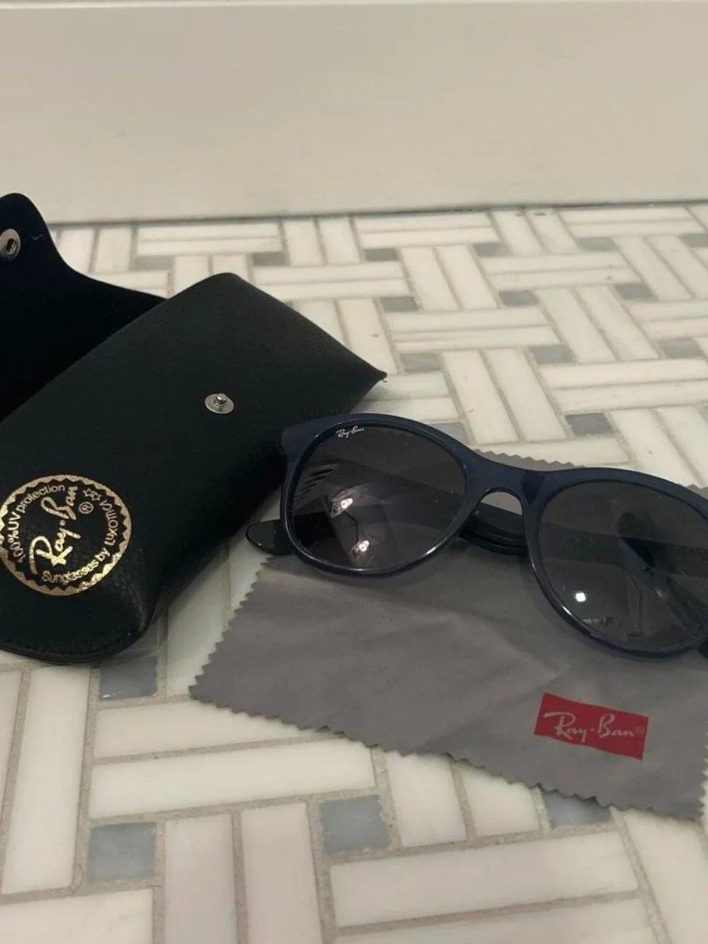 Ray-Ban Women's Blue and Black Sunglasses
