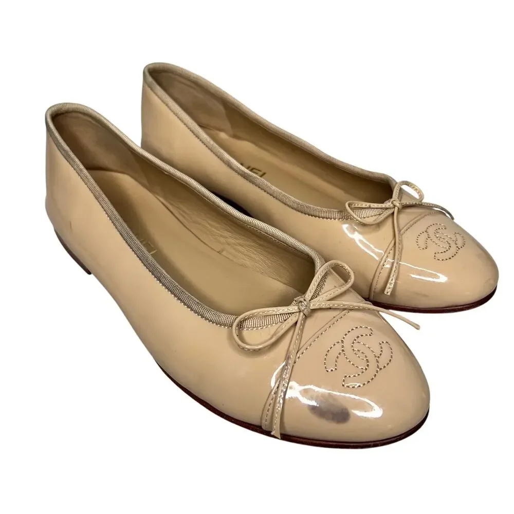 CHANEL discoloration marks