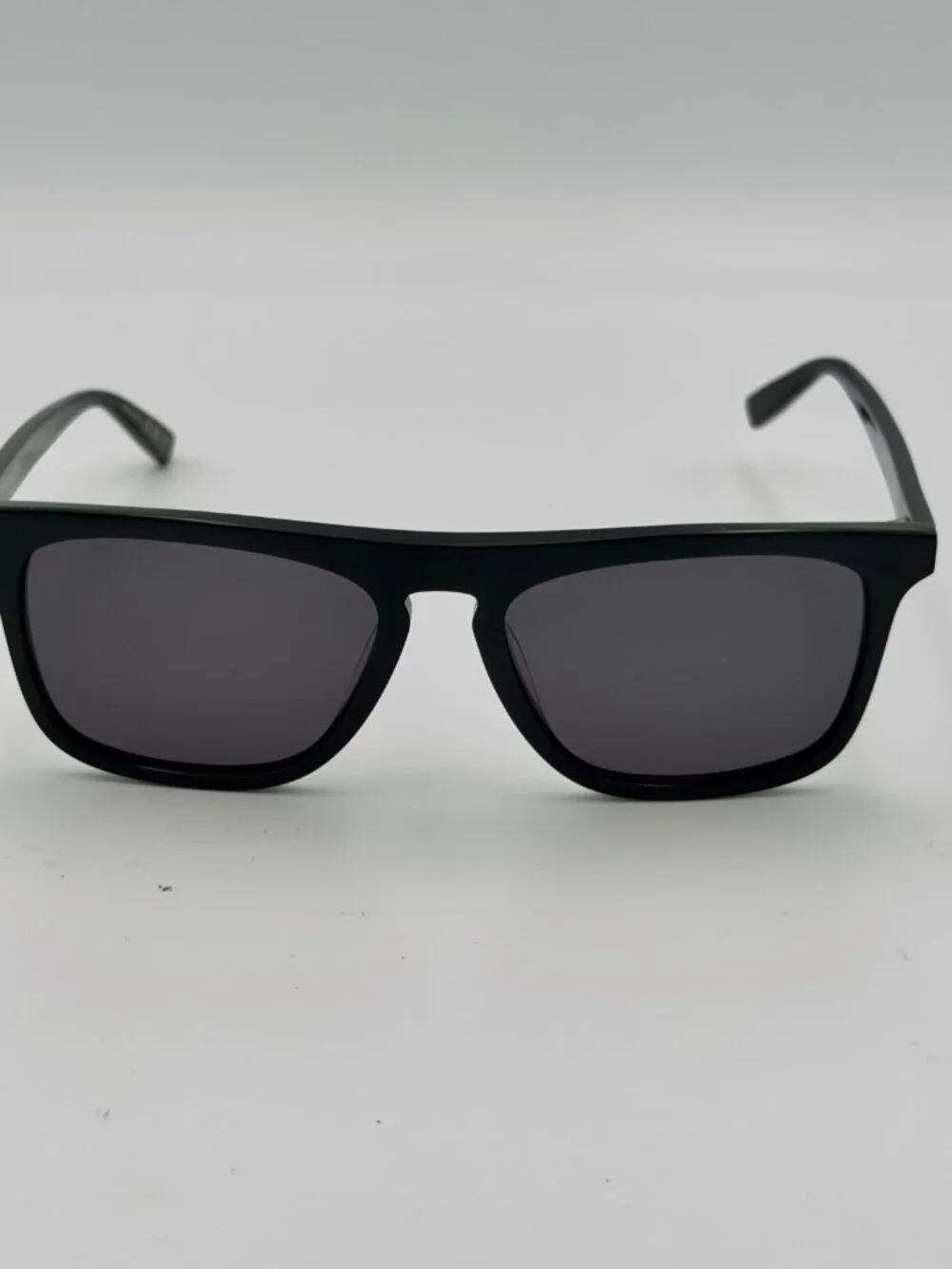 Yves Saint Laurent saint laurent