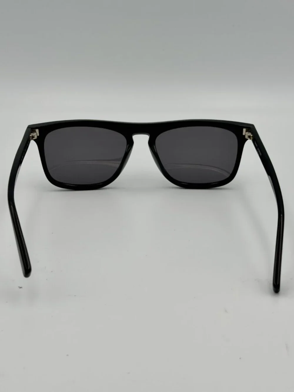 Yves Saint Laurent saint laurent