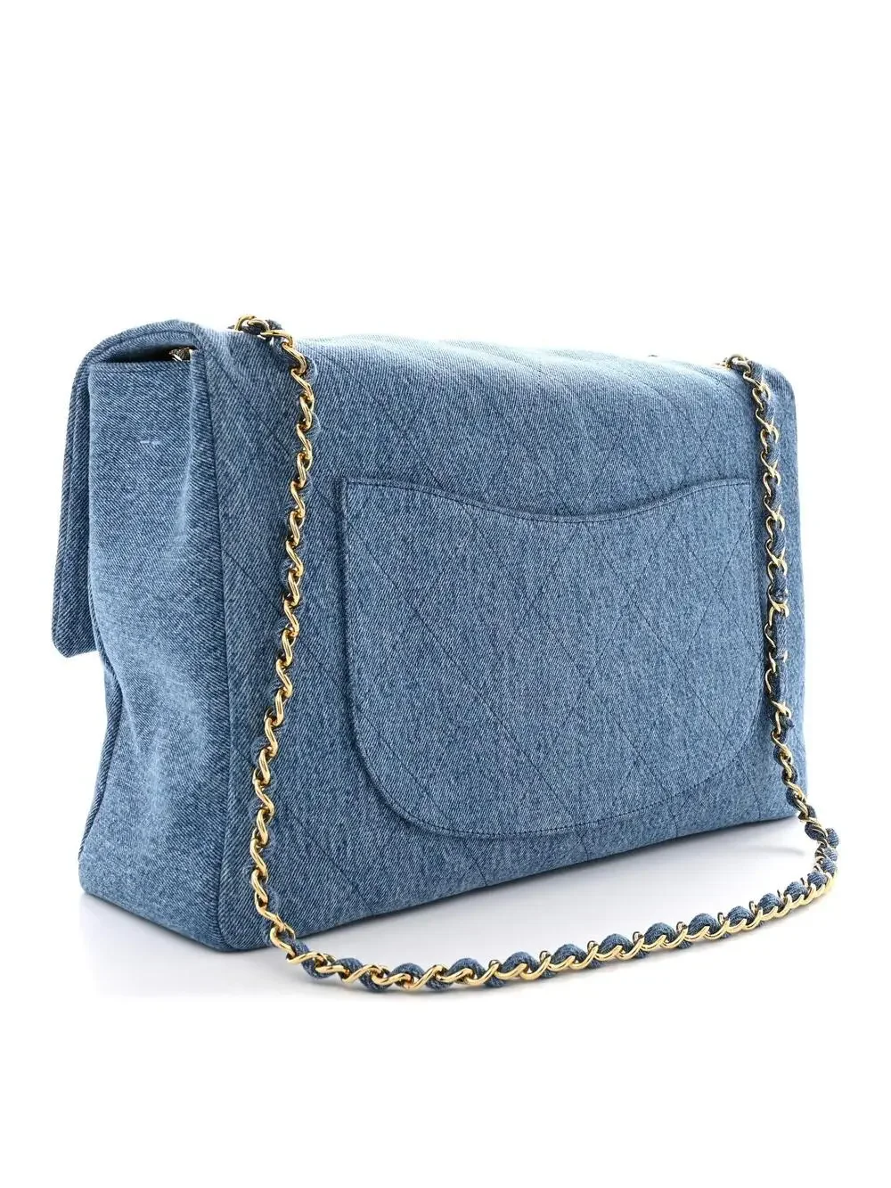 CHANEL elevate your
