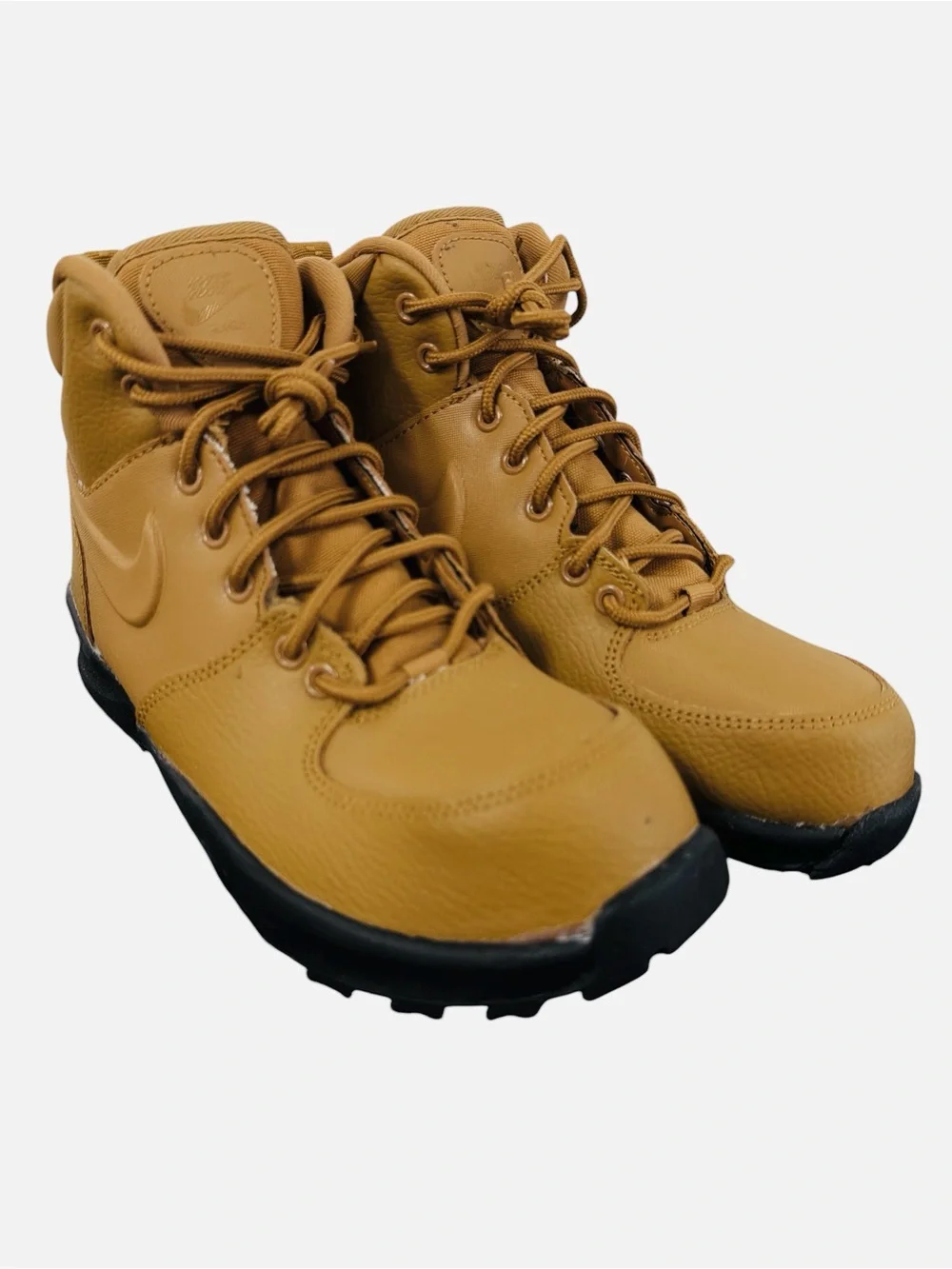 Nike Manoa Leather Boots (GS) Wheat/Black BQ5372-700 Unisex Youth Size 5.5Y